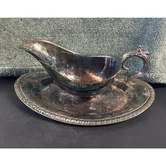 Antique Silver Plated Gravy Boat Attached Drip Tray FB Rogers c1880s USA - Picture 1 of 11